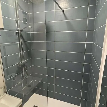 Apartament T2 A Reims, Parfait Pour Couples Ou Professionnels - Fr-1-870-18 Reims