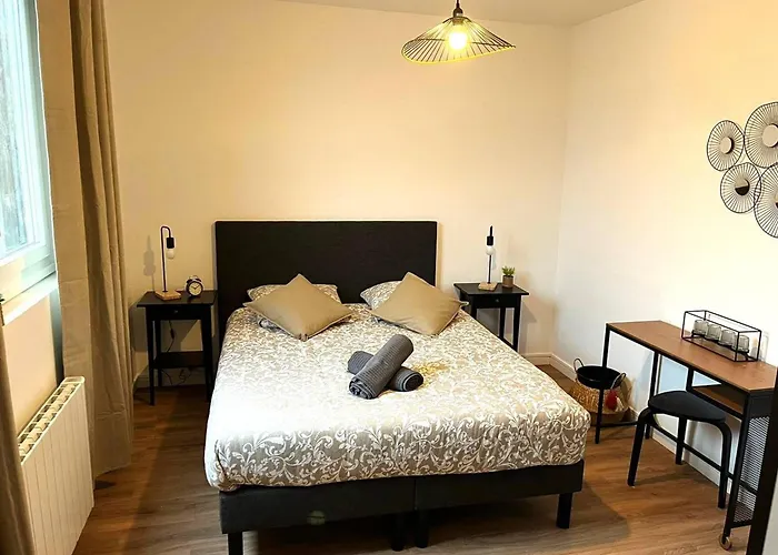 T2 A Reims, Parfait Pour Couples Ou Professionnels - Fr-1-870-18